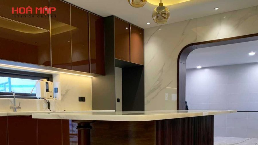 Dự Án Thi Công Tủ Bếp Nhôm Cánh Kính Tại Nhà Bè, TP.HCM – Sự Giao Thoa Giữa Thẩm Mỹ & Tiện Nghi